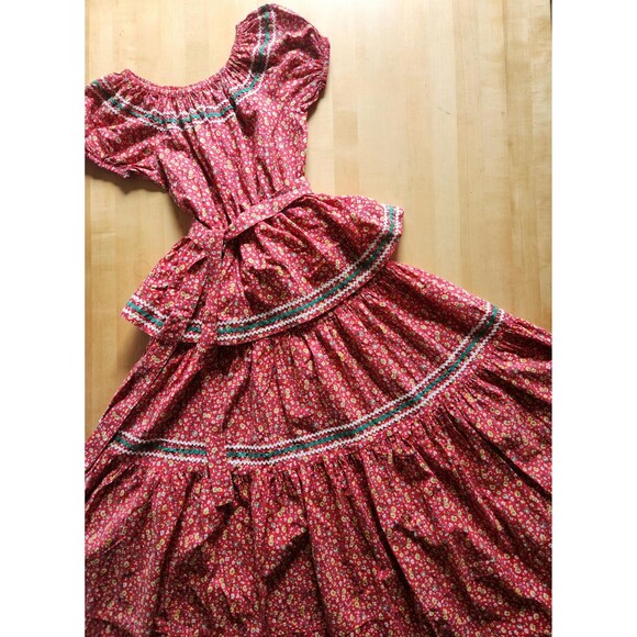 1940s Vintage Tiered Calico Puff Sleeve Maxi Dress: 40s Floral Gown, XS/S - Picture 8 of 13